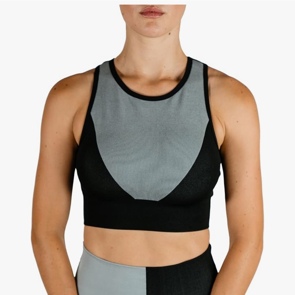 Women's Color Block Sports Bra Seamless Removable Pads for Gym/Running 34C- 36B